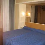 Eiffel Kensington Hotel 2*