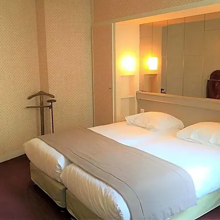 Eiffel Kensington Hotel Paris