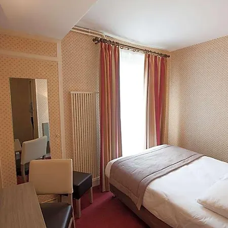 Eiffel Kensington 2*