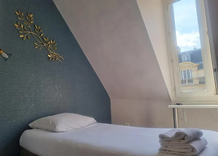 Eiffel Kensington 2* Parijs