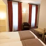 Hotell Eiffel Kensington 2*