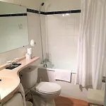 Eiffel Kensington 2*