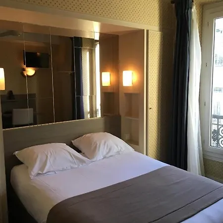 Отель Eiffel Kensington