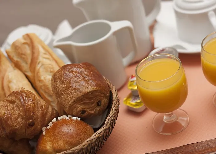 Eiffel Kensington Hotel